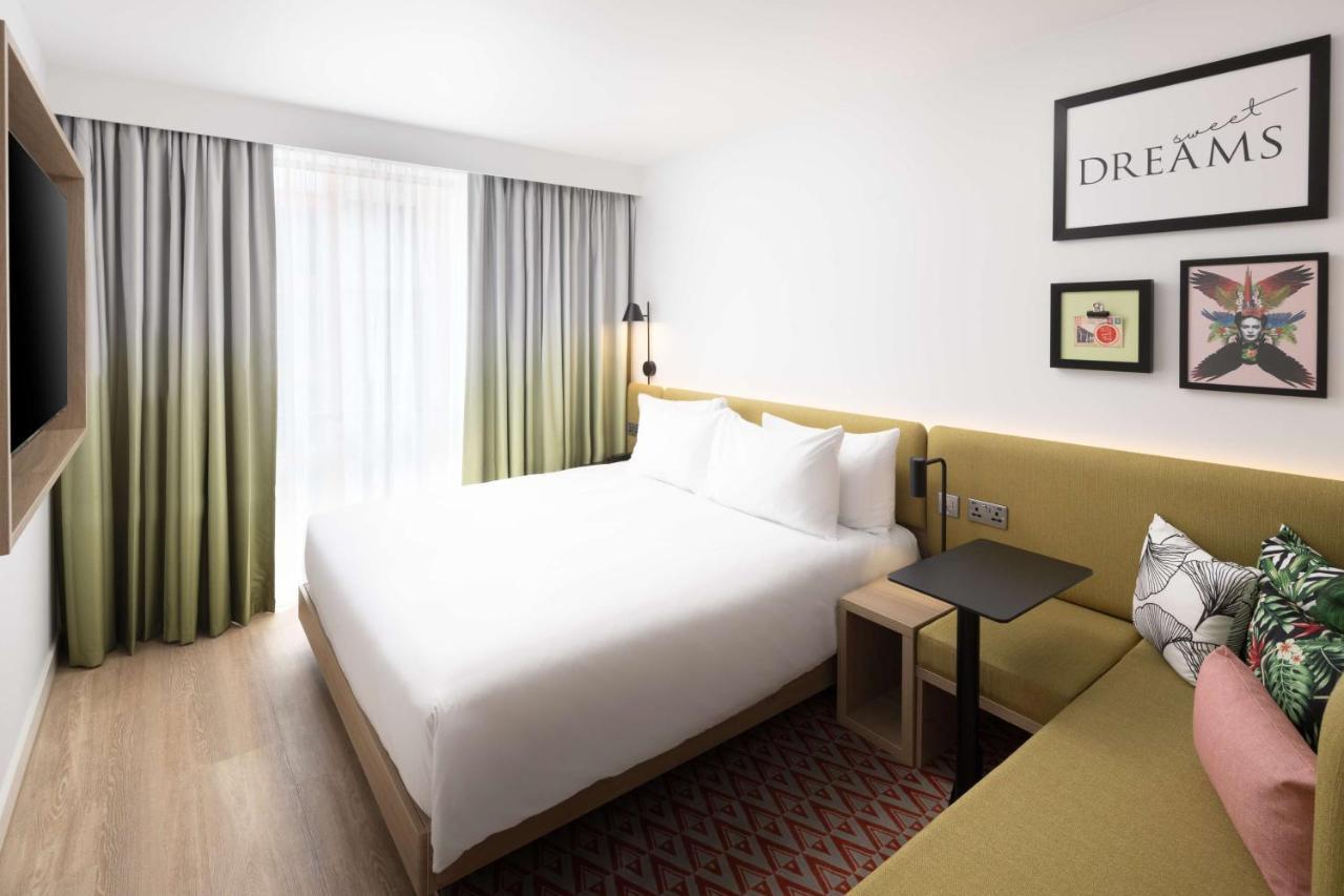 Hotel Hampton By Hilton Rochdale Esterno foto