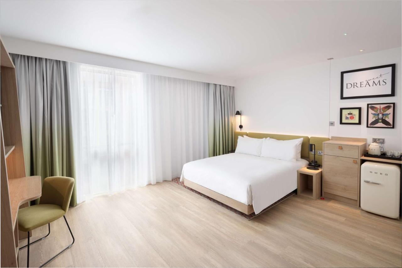 Hotel Hampton By Hilton Rochdale Esterno foto